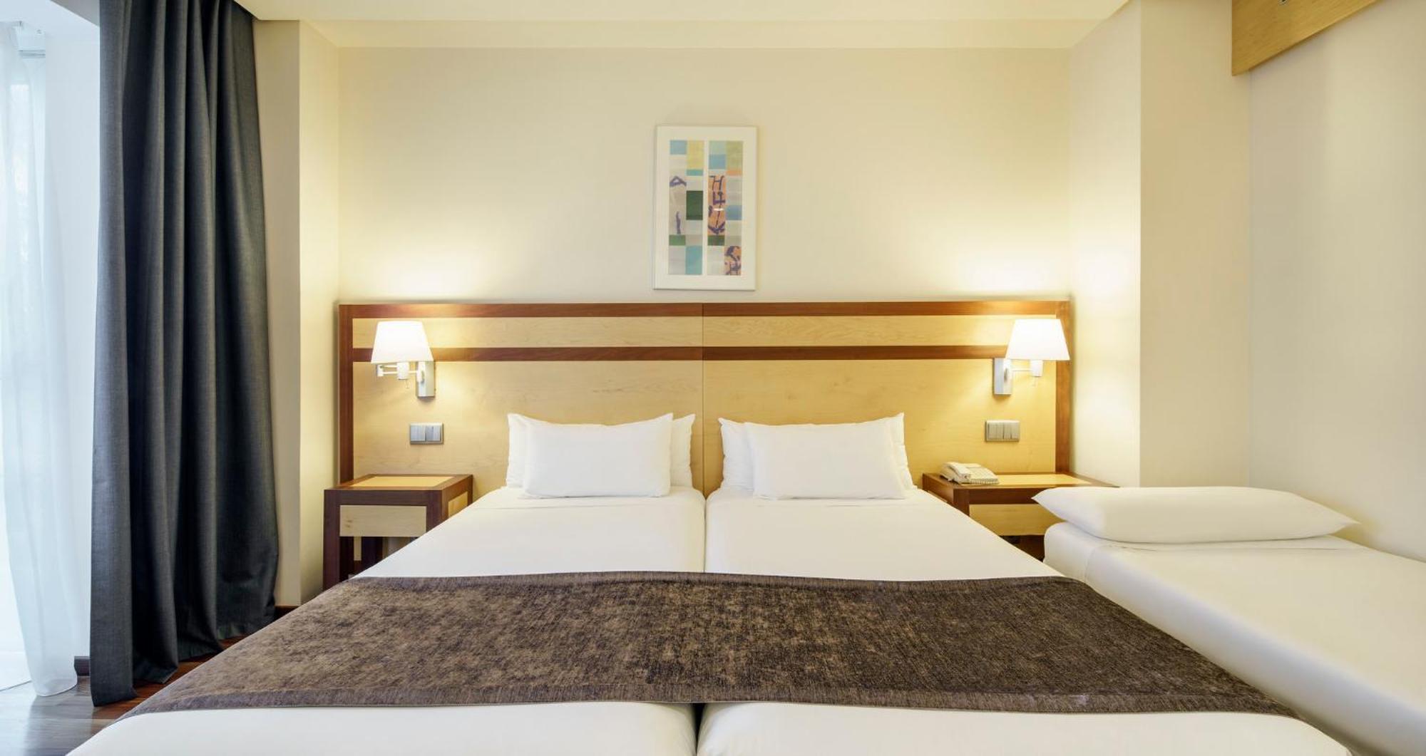 Ilunion Pio XII Hotel Madrid Szoba fotó
