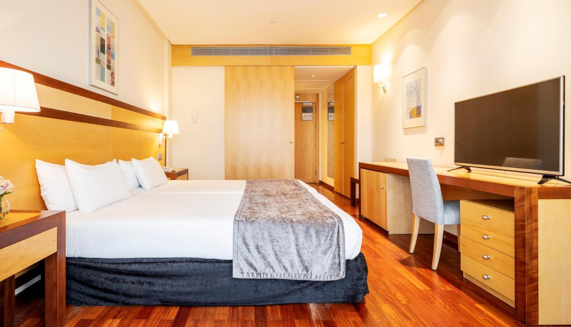 Ilunion Pio XII Hotel Madrid Szoba fotó