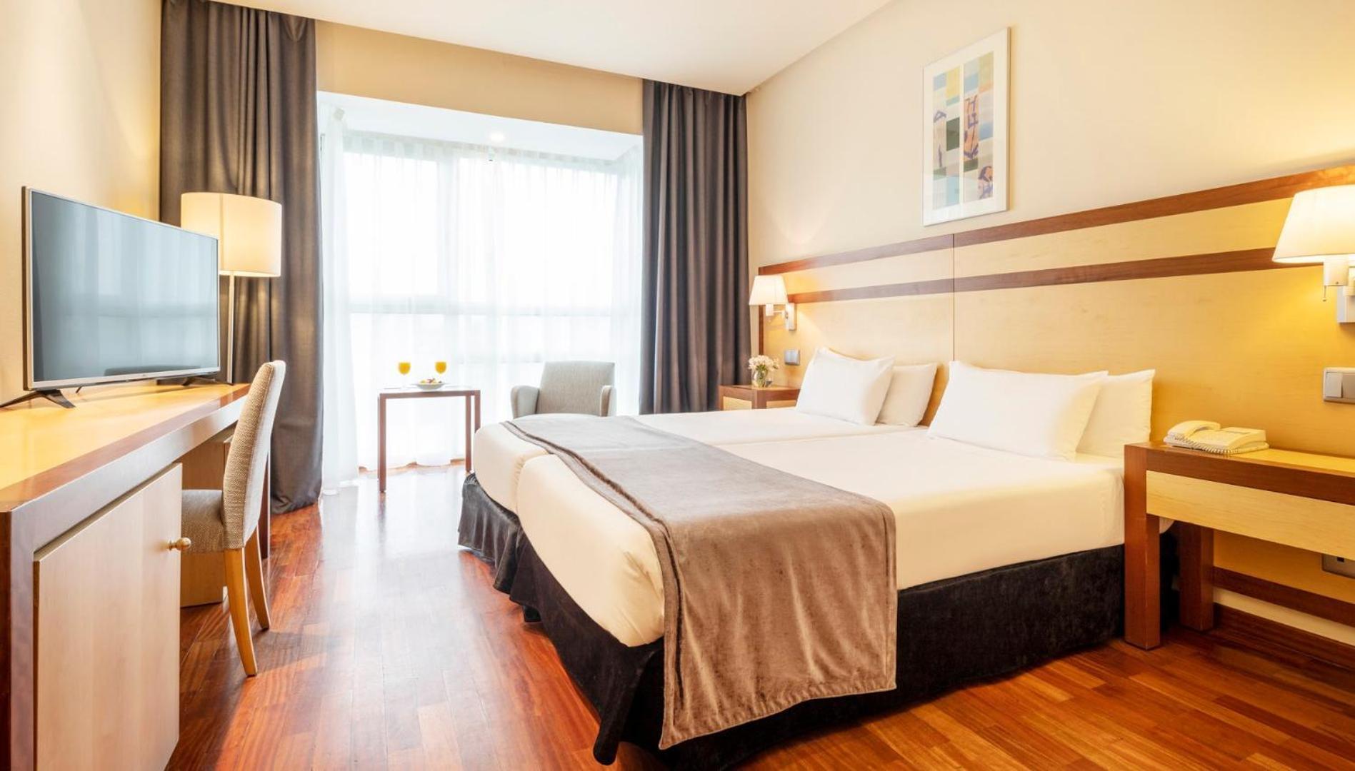 Ilunion Pio XII Hotel Madrid Szoba fotó