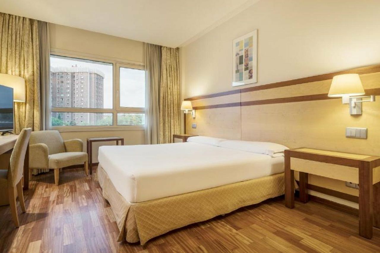 Ilunion Pio XII Hotel Madrid Kültér fotó