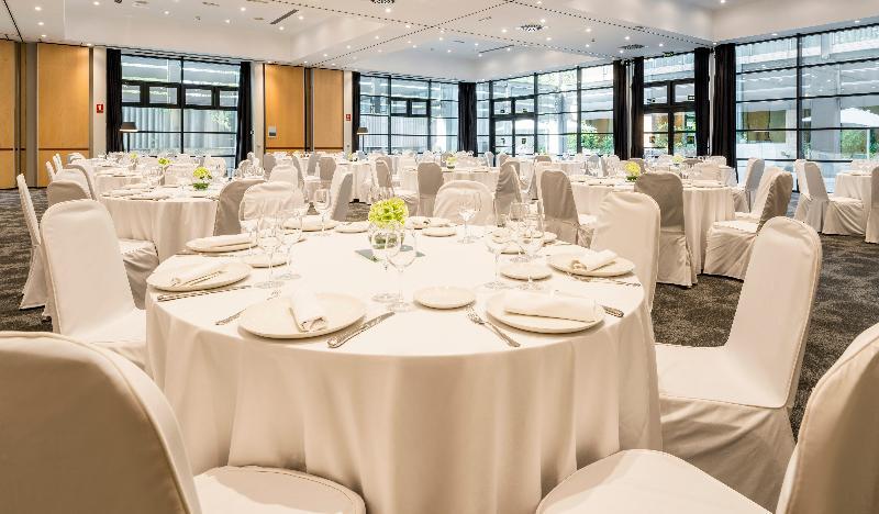Ilunion Pio XII Hotel Madrid Kültér fotó